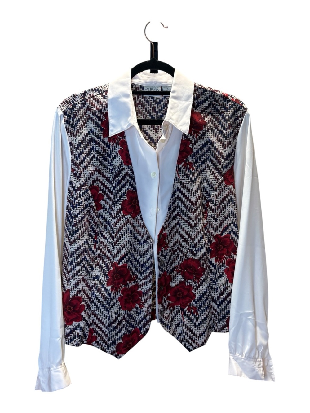 Vtg Allison Daley Black & White Chevron Vest shirt with Red Floral Accents